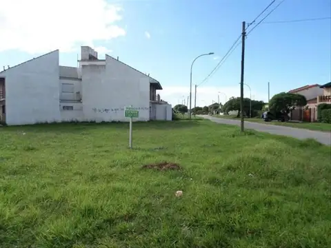 Terreno en Venta 10  mts Fondo