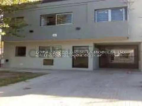 Excelente Duplex con cochera.
