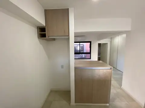 Excelente MonoAmbienteC/Frente C/Balcon en Villa Luro