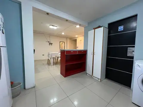 Casa 8 ambientes con 1 baño