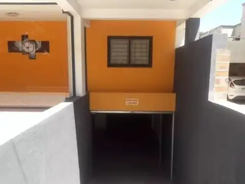 Cochera en Venta con acceso Ascensor