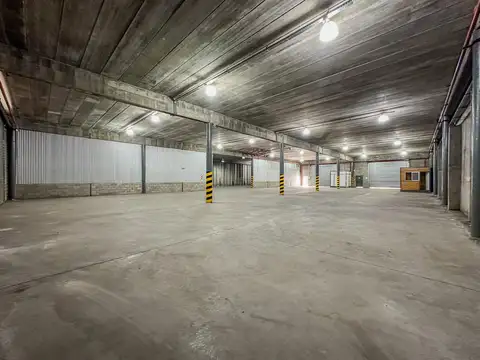 Local en Alquiler en La Reja, USD 4.400