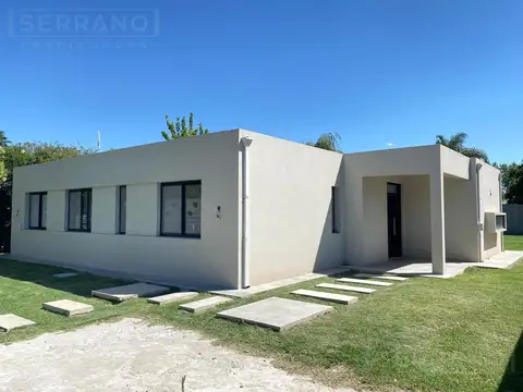 NOE. Venta. Casa 4 ambientes. Parque Sakura. Exaltacion de la Cruz. APTA CREDITO HIPOTECARIO