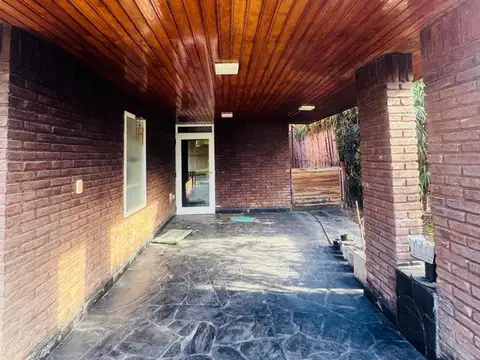 Casa en Venta con 1 cochera