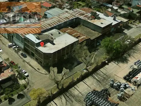 Galpon en Venta 21  mts Fondo