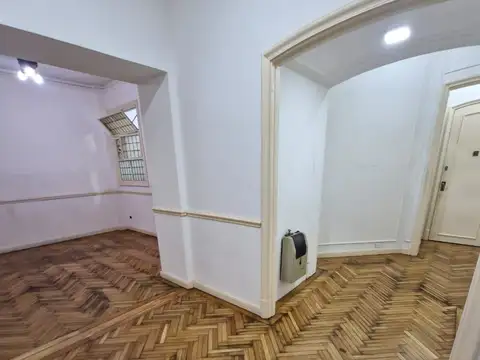 venta departamento tres ambientes BALVANERA