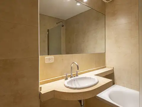 Departamento 3 ambientes con 3 baños