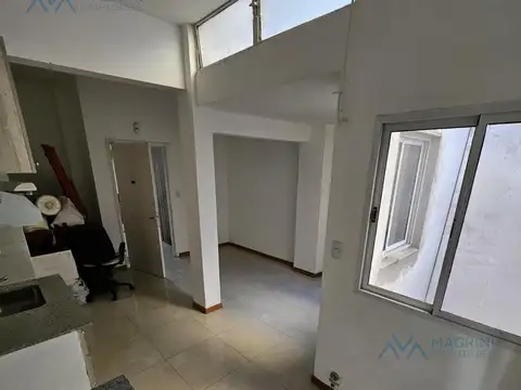 Edificio con 3 departamentos en el centro de Pergamino
