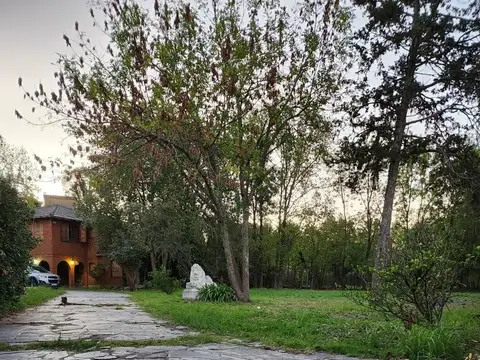 Casa 6 ambientes con 6 baños