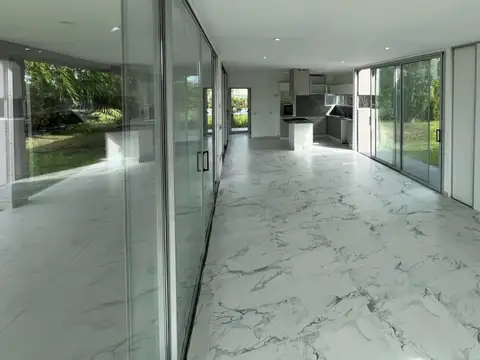 Casa en Alquiler al Sur