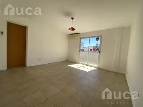 Oficina 3 ambientes con 1 baño