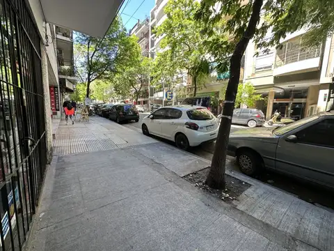 Local en Alquiler Via Púb.