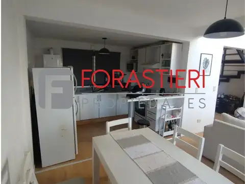 Departamento en Alquiler con 1 cocheras