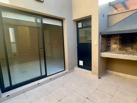Departamento en Alquiler en Rodeo de la Cruz, $ 820.000