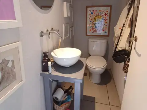Casa 5 ambientes con 4 baños