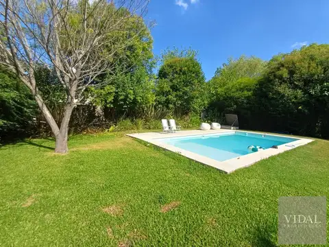 Casa en venta en Saint Matthew's Pilar