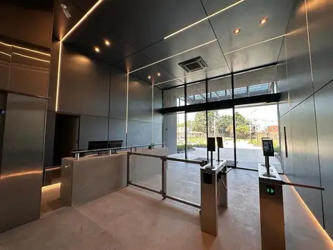 Oficina Monoambiente con 6 baños