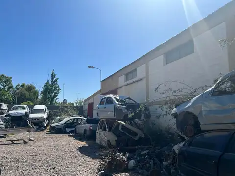 Venta Galpón Rodeo del Medio