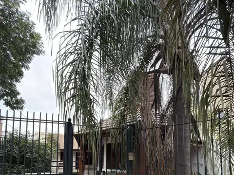 Casa en Alquiler de 4 dormitorios
