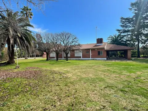 Casa en alquiler El Remanso, 3 dormitorios, quincho con parrilla y pileta, 6000m2 de terreno