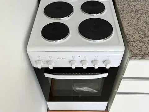 Excelente Depto Monoambiente - CON  COCHERA