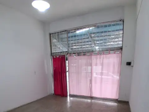 LOCALES - A LA CALLE - MALVINAS ARGENTINAS (ALMIRANTE BROWN), GRAN BS. AS. SUR