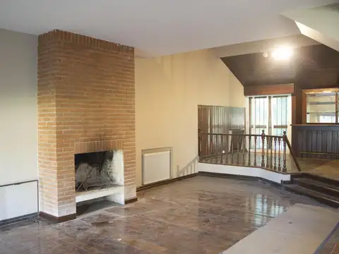 Casa en Alquiler de 3 dormitorios