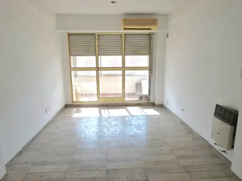 Venta 2 dormitorios y cochera - Corrientes 1132