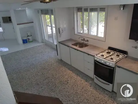 Casa 5 ambientes con 1 baño