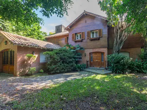 Casa en Venta de 5 dormitorios