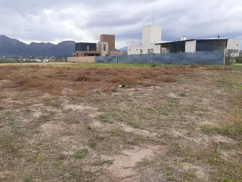 Terreno en Venta en Juana Koslay, USD 27.000