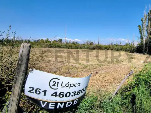 Terreno en Venta 44  mts Frente