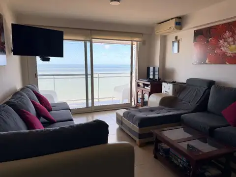Semipiso Frente al Mar c/cocheras y baulera -UNICO