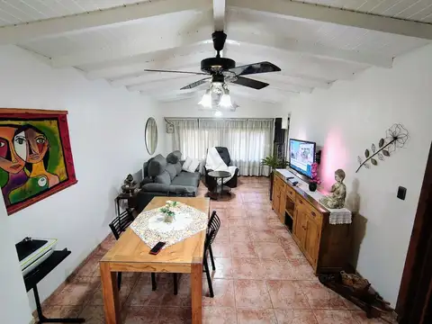 Casa en Venta en Bernal, USD 120.000