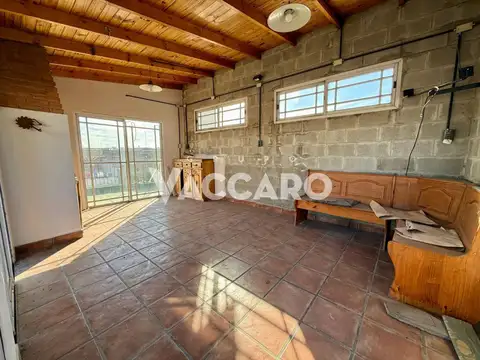 Depto Tipo Casa en Venta de 4 ambientes