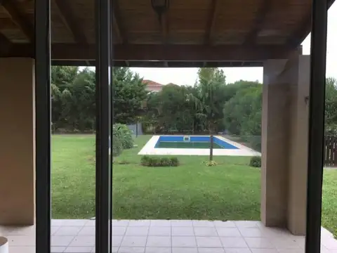 Casa en Alquiler en Santa Catalina, USD 1.600