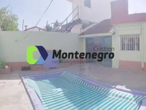Casa 4 ambientes con 1 baño