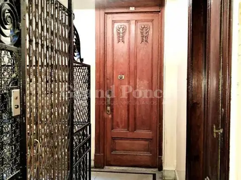 Oficina en Alquiler en Monserrat, $ 900.000