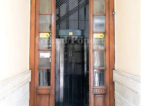 Avenida Paseo Colón 500