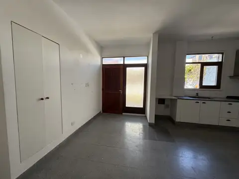 Depto Tipo Casa en Alquiler 7 años