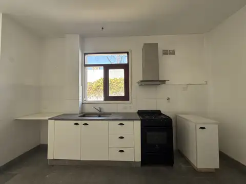 Depto Tipo Casa 2 ambientes con 1 baño