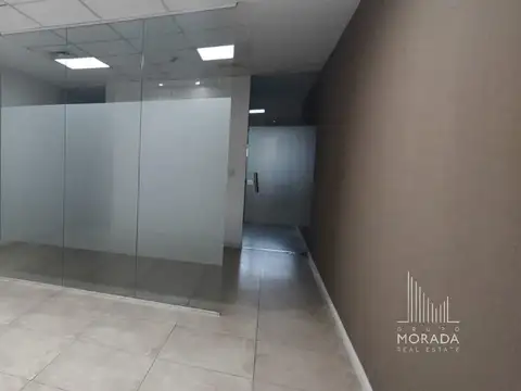 Oficina 3 ambientes con 1 baño