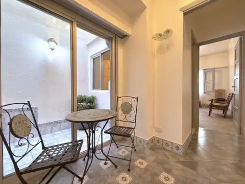 VENTA PH 2 1/2 AMBIENTES CON PATIO EN COLEGIALES - RECICLADO A NUEVO! APTO CREDITO