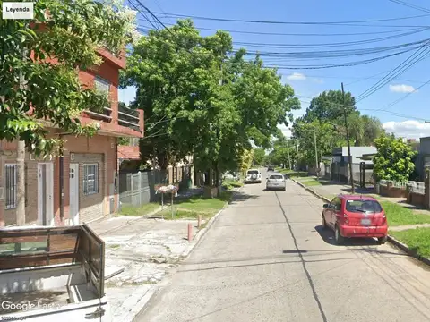 Casa en venta - 2 dormitorios 1 baño - 394mts2 - Berazategui