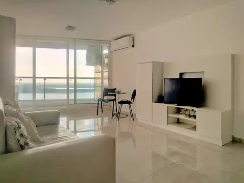 Avenida Wheelwright 1700, Piso 11