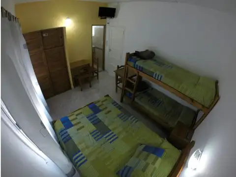 HOTEL EN STA TERESITA, MED. CUADRA DEL MAR HAB. DISPONIBLES