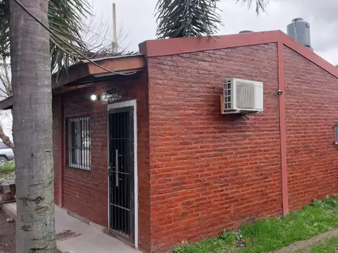 CASA EN ALQUIER