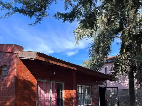 CASA EN ALQUIER