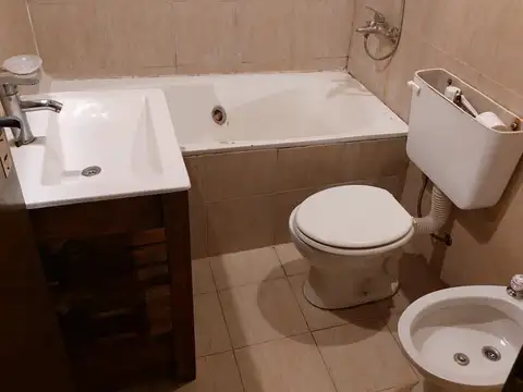 CASA EN ALQUIER
