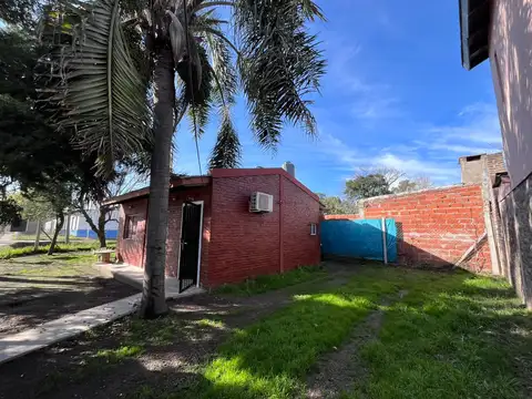 Las Azucenas 2300